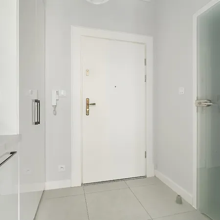 Kwiatowa Modern In The Center Of By Renters * Poznan