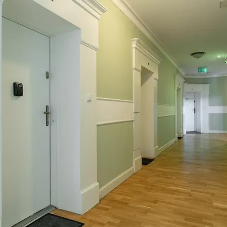 Kwiatowa Modern In The Center Of By Renters Poznan