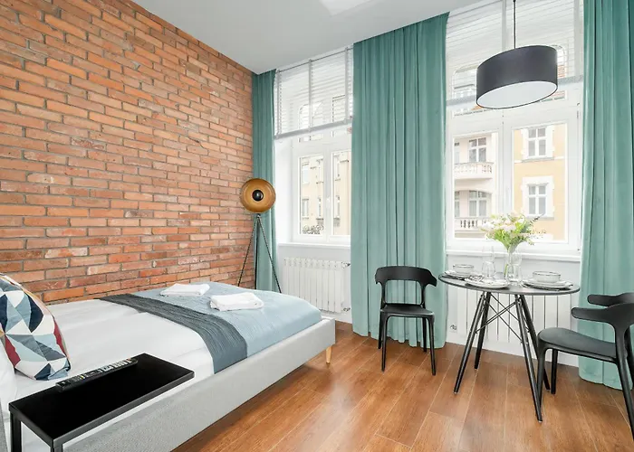 Kwiatowa Modern In The Center Of By Renters Poznań