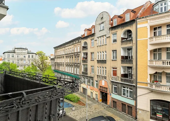 Kwiatowa Modern In The Center Of By Renters Appartement *